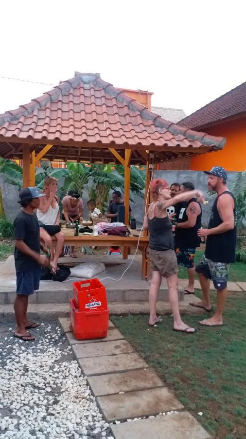 Padang-Padang Sari Homestay Uluwatu Exterior foto
